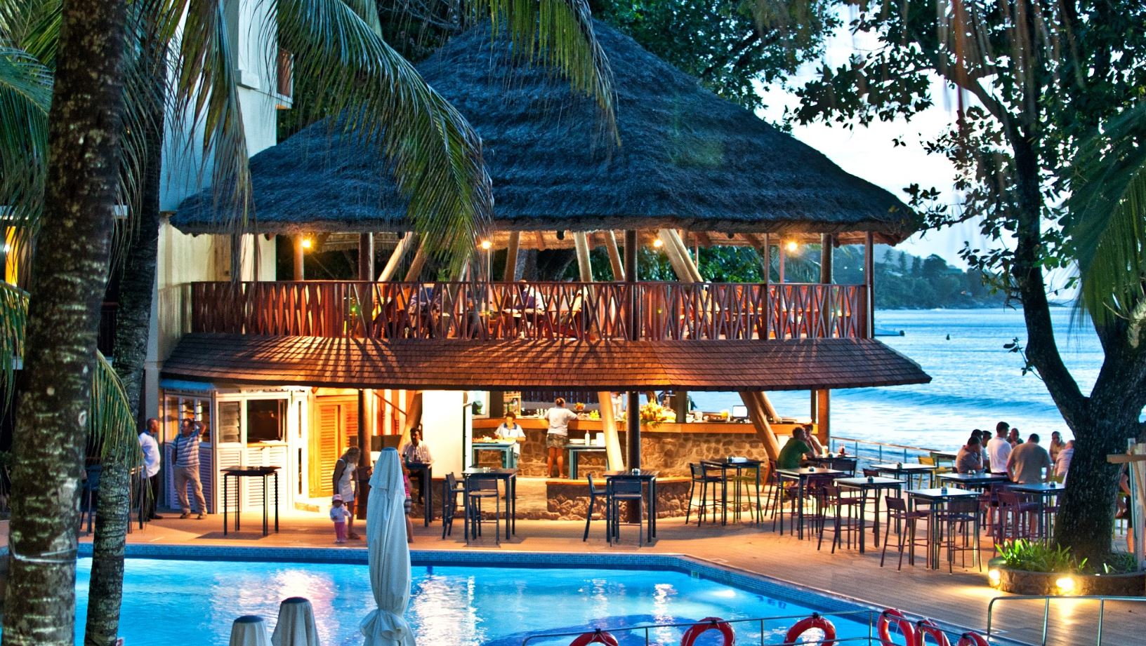 Ocean Deck Bar – Savoy Seychelles Resort and Spa 5*, Beau Vallon Beach, Mahe Island, Seychelles