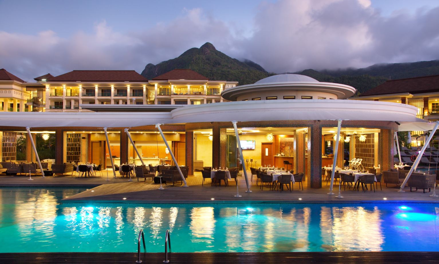 La collection culinaire de mai de Savoy – Savoy Seychelles Resort and Spa 5*, Beau Vallon Beach, Mahe Island, Seychelles