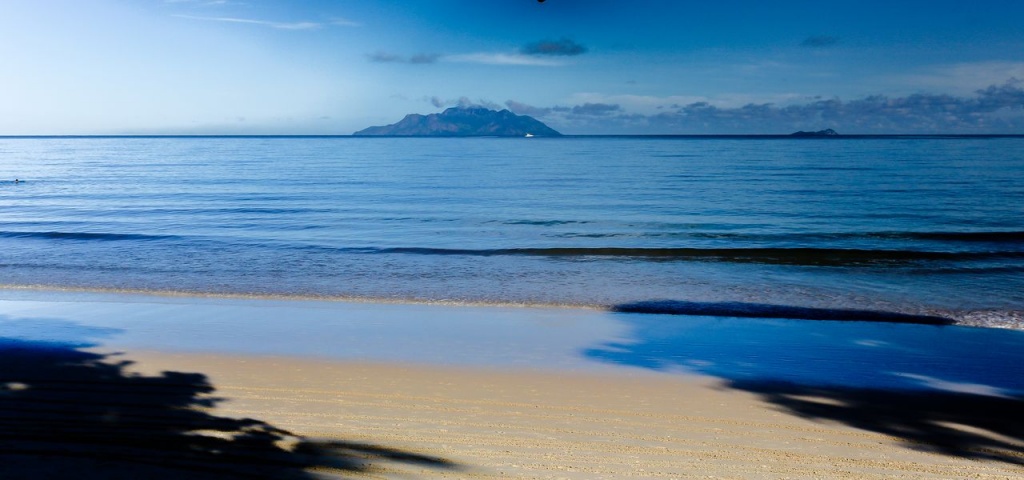 Snorkel. Beau Vallon.jpg